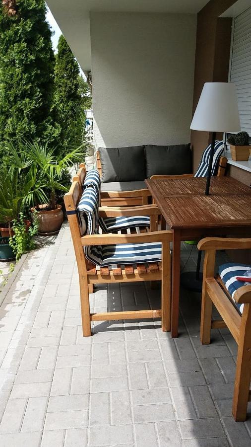 Bamboo Wellness Apartment Siofok Ngoại thất bức ảnh