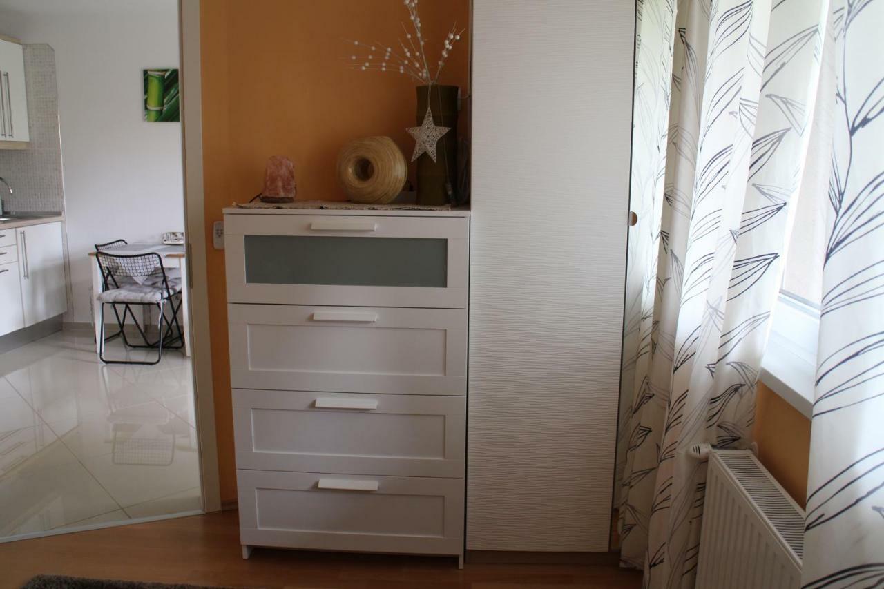 Bamboo Wellness Apartment Siofok Ngoại thất bức ảnh